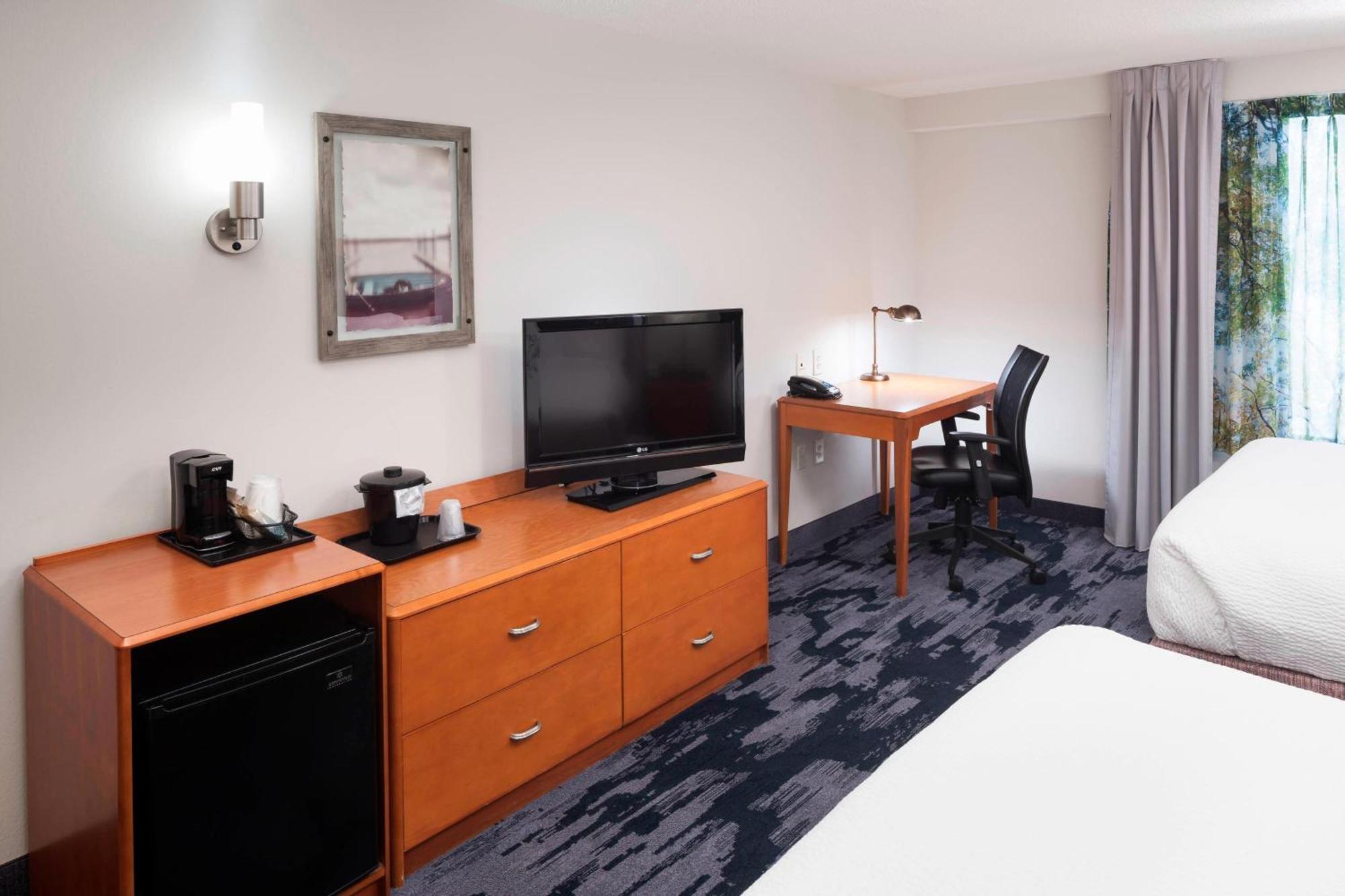 Fairfield Inn & Suites Wilmington Wrightsville Beach Exterior photo