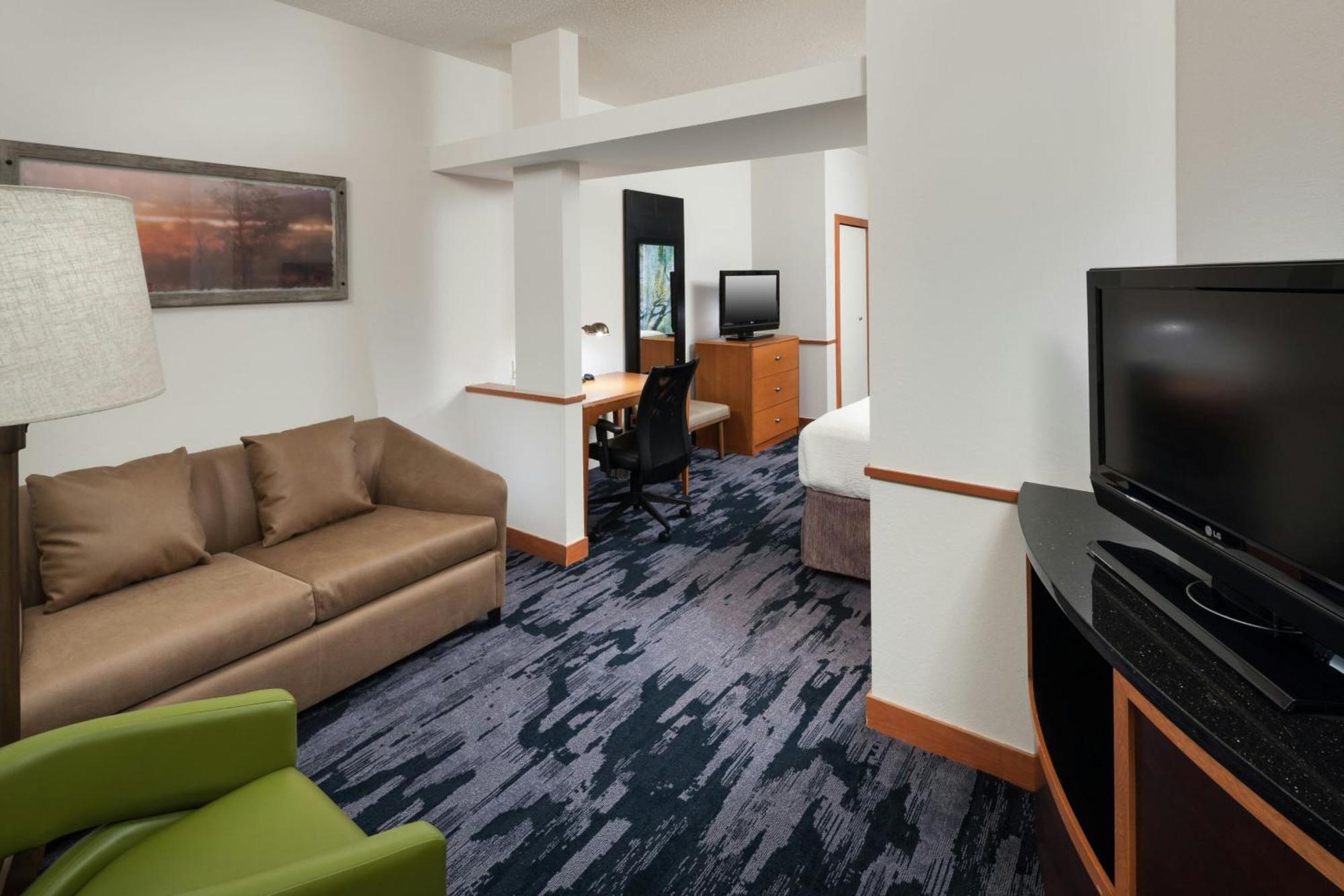 Fairfield Inn & Suites Wilmington Wrightsville Beach Exterior photo