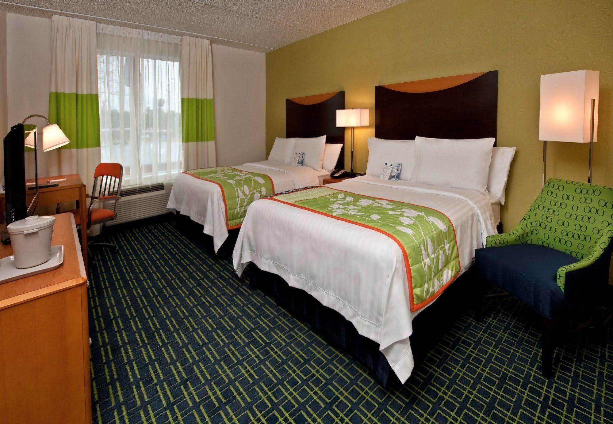 Fairfield Inn & Suites Wilmington Wrightsville Beach Exterior photo